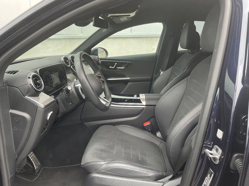 Mercedes-Benz GLC 300de - coupe- AMG - Stuur assistent - Distronic Cruise Control - Terepjáró/ SUV: 3 kép. Mercedes-Benz GLC 300de - coupe- AMG - Stuur assistent - Distronic Cruise Control - Terepjáró/ SUV: 3 kép.