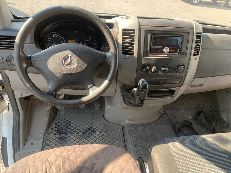 Mercedes-Benz Sprinter 316 CDI*Export*Radio - Platós kisteherautó, Duplakabinos kisteherautó: 3 kép. Mercedes-Benz Sprinter 316 CDI*Export*Radio - Platós kisteherautó, Duplakabinos kisteherautó: 3 kép.