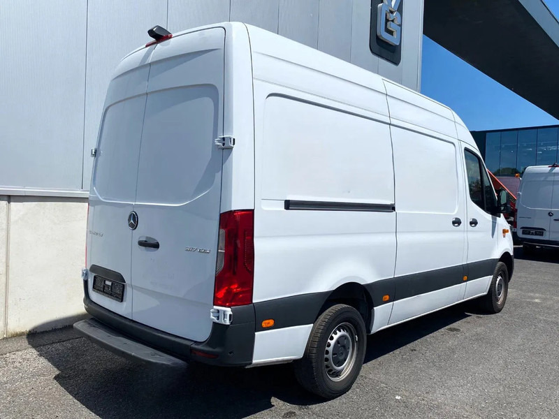 Mercedes-Benz Sprinter 317 CDI*L2H2*360°CAMERA*TEMPOMAT*NAVIGATIE*STOELVERWARMING* - Furgon: 2 kép. Mercedes-Benz Sprinter 317 CDI*L2H2*360°CAMERA*TEMPOMAT*NAVIGATIE*STOELVERWARMING* - Furgon: 2 kép.