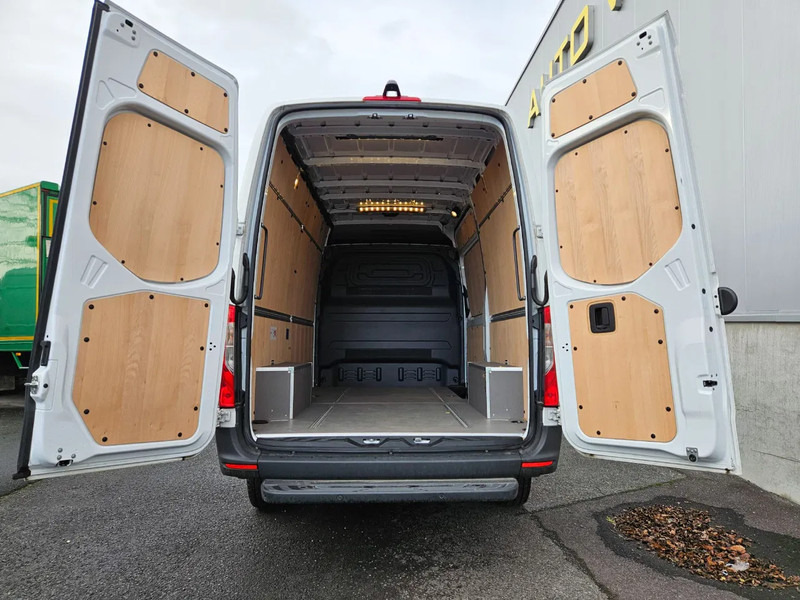 Mercedes-Benz Sprinter 317 CDI*RWD PRO*L2H2*Tempomat*360°Camera*Navi - Furgon: 4 kép. Mercedes-Benz Sprinter 317 CDI*RWD PRO*L2H2*Tempomat*360°Camera*Navi - Furgon: 4 kép.