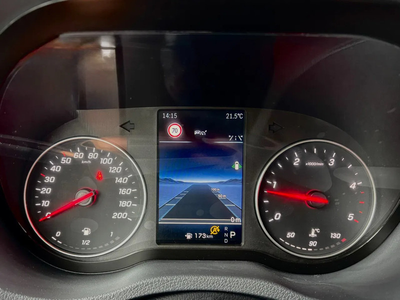 Mercedes-Benz Sprinter 519 *Nieuw*OpenLaadbak*Trekhaak3,5T*Airco* - Dobozos kisteherautó: 3 kép. Mercedes-Benz Sprinter 519 *Nieuw*OpenLaadbak*Trekhaak3,5T*Airco* - Dobozos kisteherautó: 3 kép.