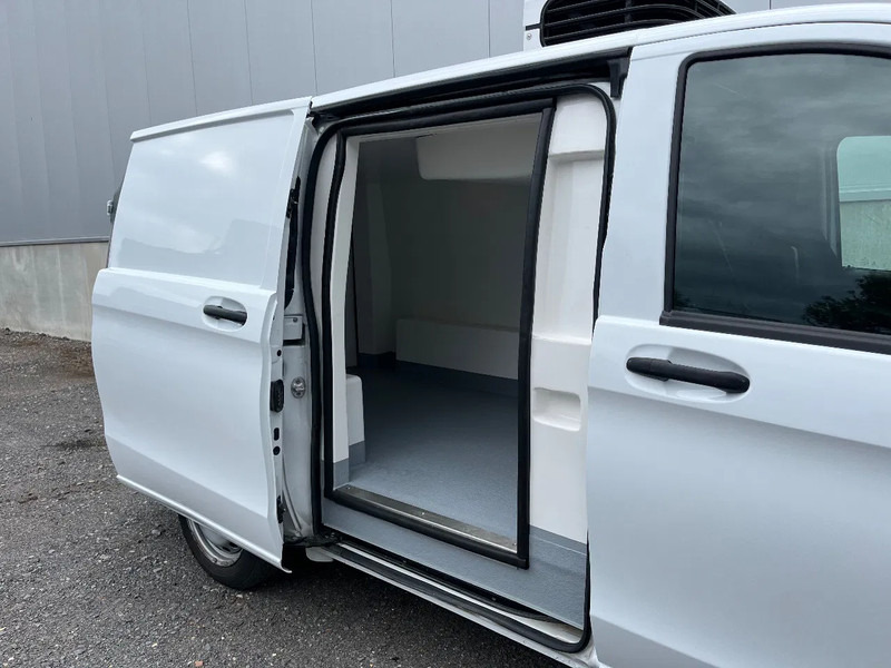 Mercedes-Benz Vito VITO*NACHTKOELING*VRIEZEN-18°*CAMERA*ZIJDEUR - Hűtős kisteherautó: 5 kép. Mercedes-Benz Vito VITO*NACHTKOELING*VRIEZEN-18°*CAMERA*ZIJDEUR - Hűtős kisteherautó: 5 kép.