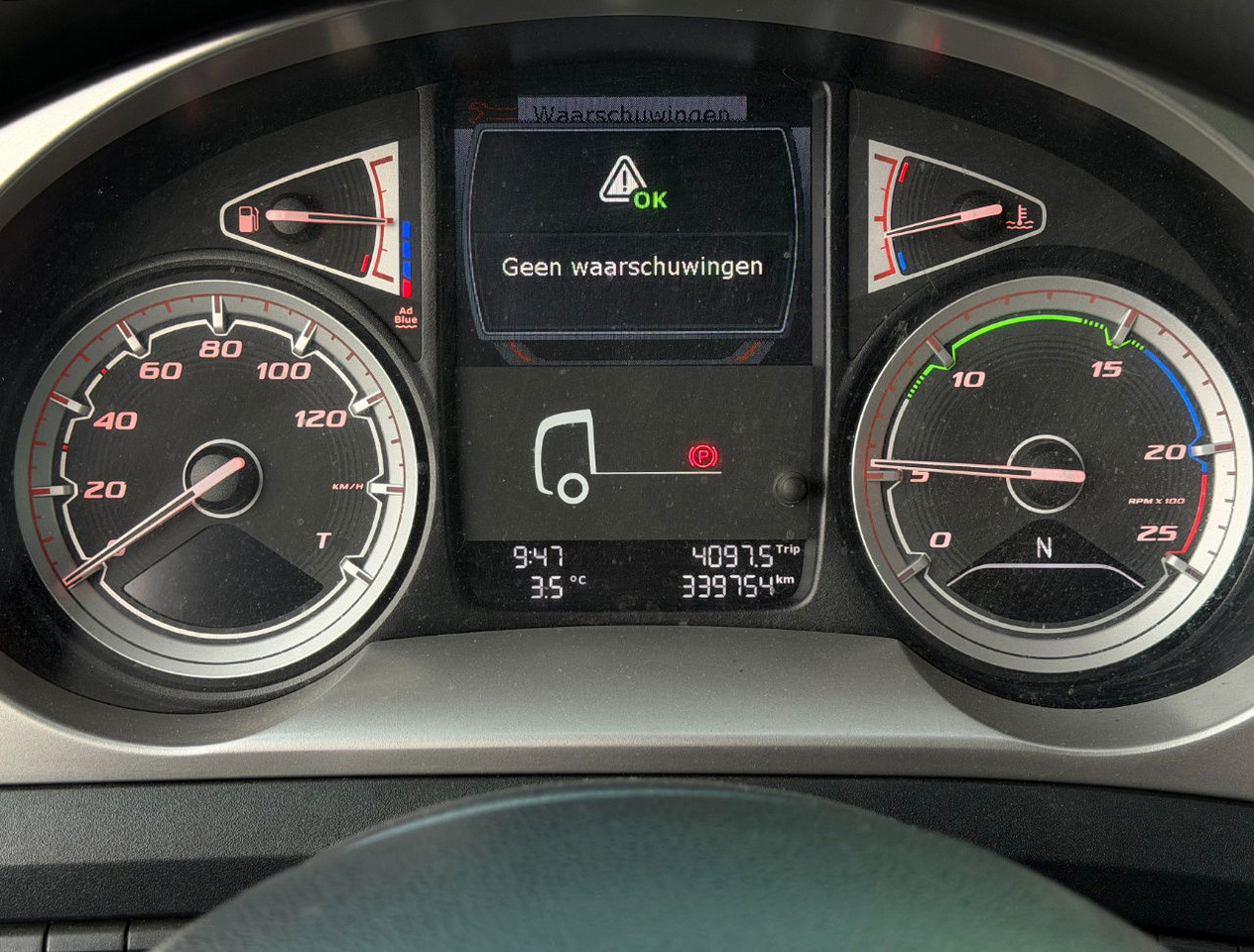 Hűtős teherautó DAF CF 450 SC Heiwo Isolated BOX 875 x 250 x 275 INS. Carrier Cooling 340.000 KM Tail Lift Super Condition NEW APK - TUV: 13 kép.