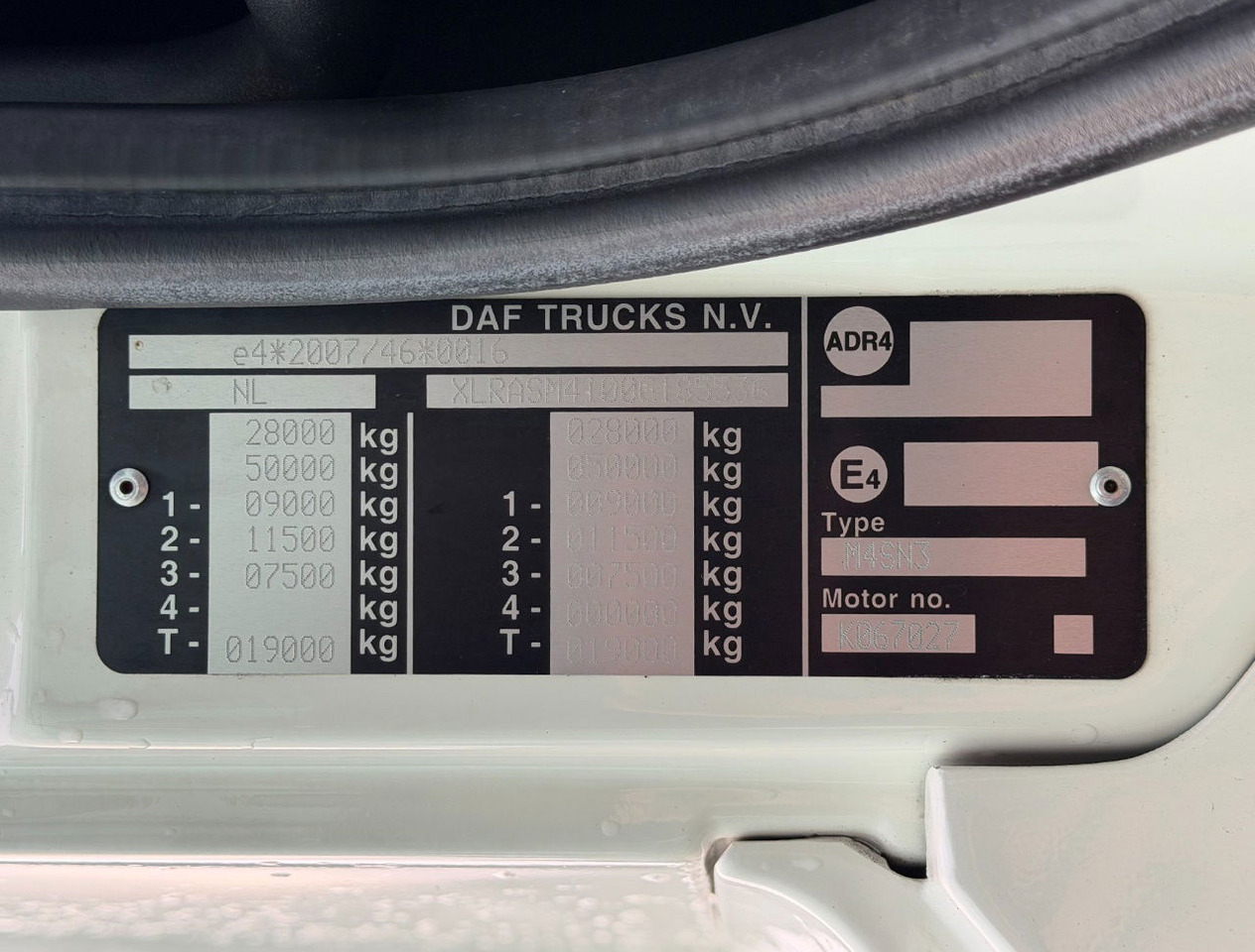 Hűtős teherautó DAF CF 450 SC Heiwo Isolated BOX 875 x 250 x 275 INS. Carrier Cooling 340.000 KM Tail Lift Super Condition NEW APK - TUV: 25 kép.