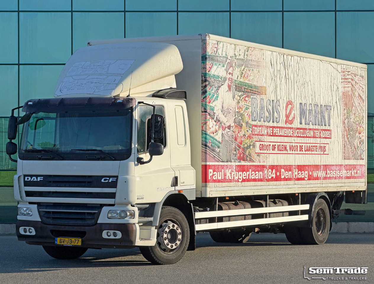 DAF CF 65 Euro 5 Only 202.000 KM Tail Lift Holland-Truck - Dobozos felépítményű teherautó: 1 kép. DAF CF 65 Euro 5 Only 202.000 KM Tail Lift Holland-Truck - Dobozos felépítményű teherautó: 1 kép.