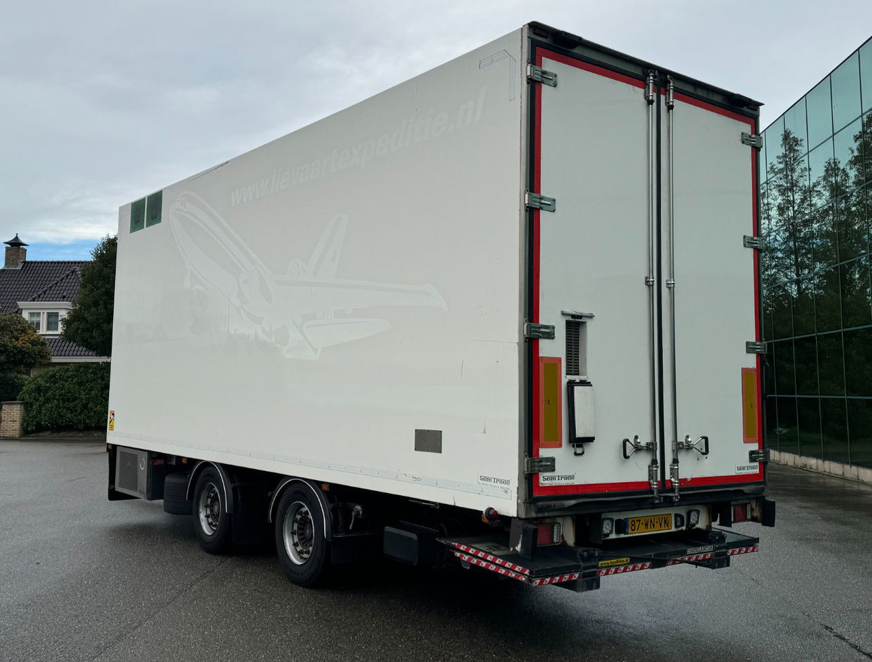 DRACO MZS 218 Wipkar 750 x 250 x 290 CM Inside Tail Lift 2021 TRS Iceland TOP Condition NL Trailertrailer - Pótkocsi dobozos: 3 kép. DRACO MZS 218 Wipkar 750 x 250 x 290 CM Inside Tail Lift 2021 TRS Iceland TOP Condition NL Trailertrailer - Pótkocsi dobozos: 3 kép.