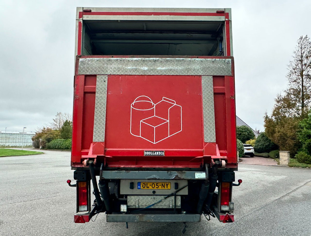 Gray and Adams City Trailer Carrier Vector 1850 MT TRI-Temp Tail Lift Side Door Steering Axle 3 Pieces Available - Félpótkocsi hűtős: 4 kép. Gray and Adams City Trailer Carrier Vector 1850 MT TRI-Temp Tail Lift Side Door Steering Axle 3 Pieces Available - Félpótkocsi hűtős: 4 kép.