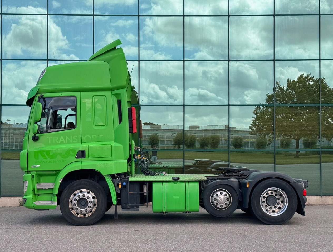 DAF CF 450 FTP Space CAB Only 447.500 KM 2x Tanks TOP Condition Belgium Truck - Nyergesvontató: 2 kép. DAF CF 450 FTP Space CAB Only 447.500 KM 2x Tanks TOP Condition Belgium Truck - Nyergesvontató: 2 kép.