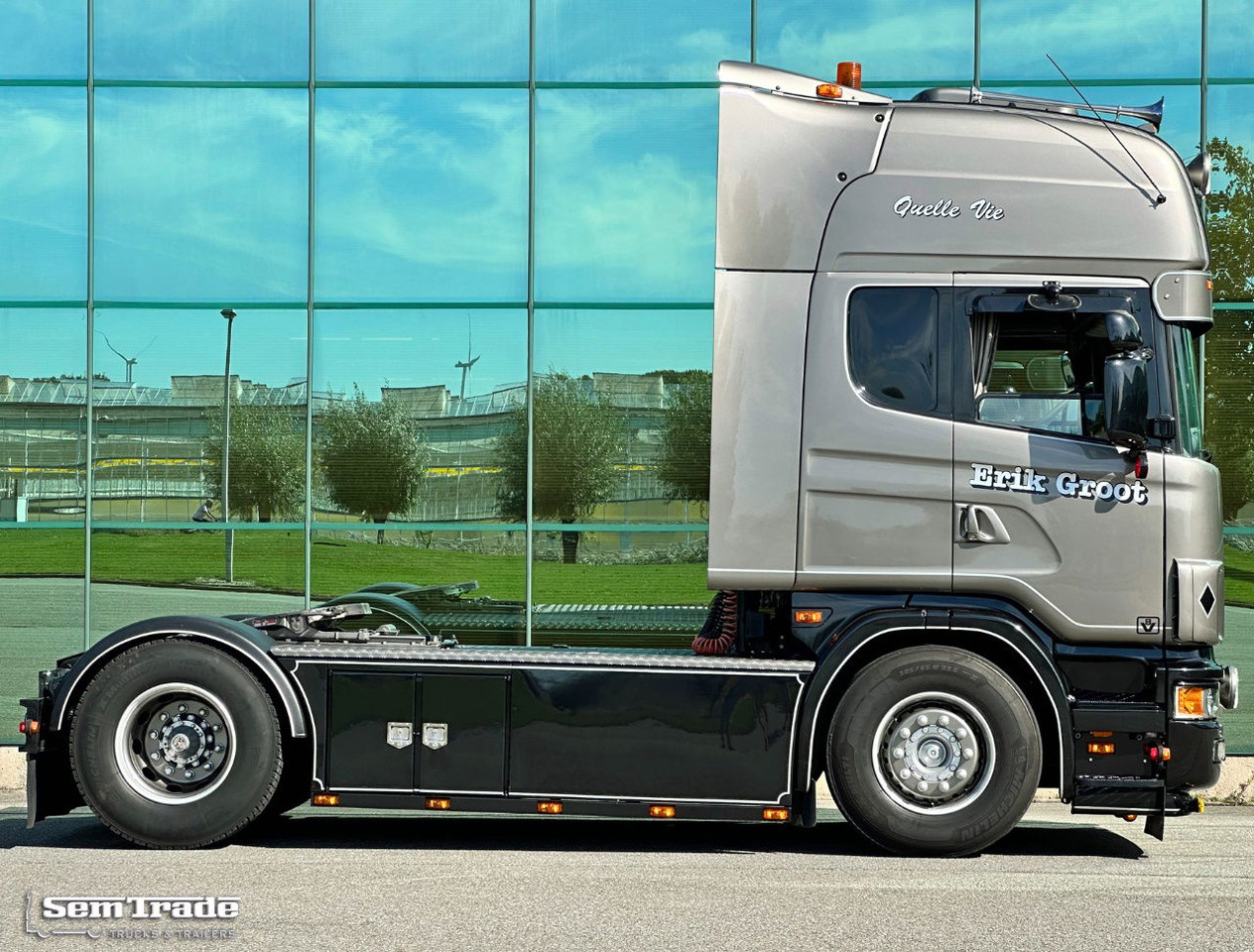 Scania R164-480 V8 Retarder Manual Gearbox Showtruck Completely Rebuild Unique Condition - Nyergesvontató: 5 kép. Scania R164-480 V8 Retarder Manual Gearbox Showtruck Completely Rebuild Unique Condition - Nyergesvontató: 5 kép.