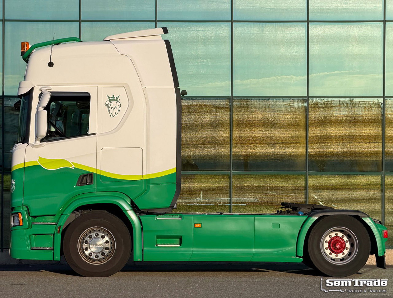 Scania R410 Retarder 2x Tanks 775.000 KM TOP Condition NL-Truck - Nyergesvontató: 2 kép. Scania R410 Retarder 2x Tanks 775.000 KM TOP Condition NL-Truck - Nyergesvontató: 2 kép.