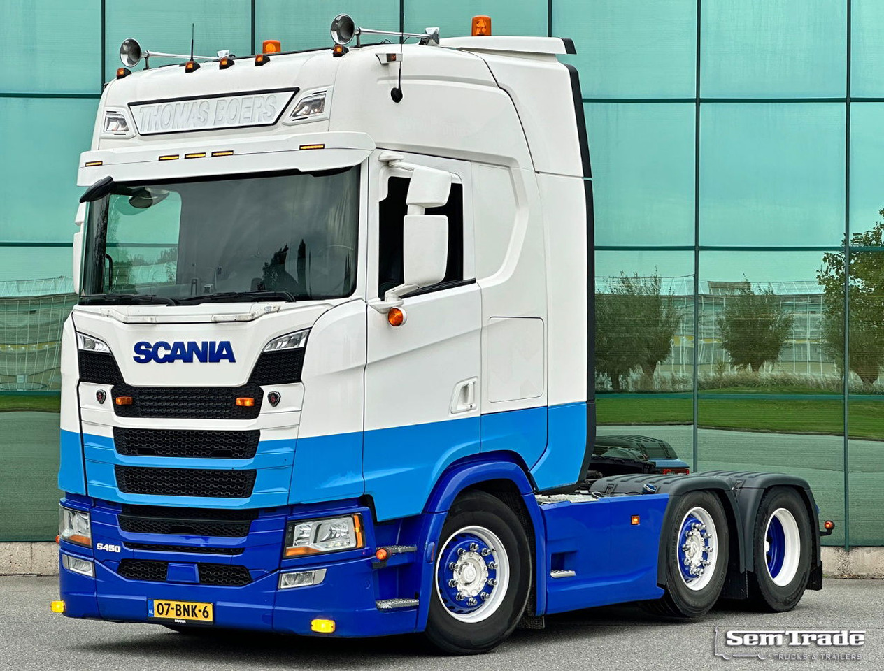 Scania S450 Full AIR Retarder 2X Tanks Only 659.000 KM Super Condition - Nyergesvontató: 1 kép. Scania S450 Full AIR Retarder 2X Tanks Only 659.000 KM Super Condition - Nyergesvontató: 1 kép.