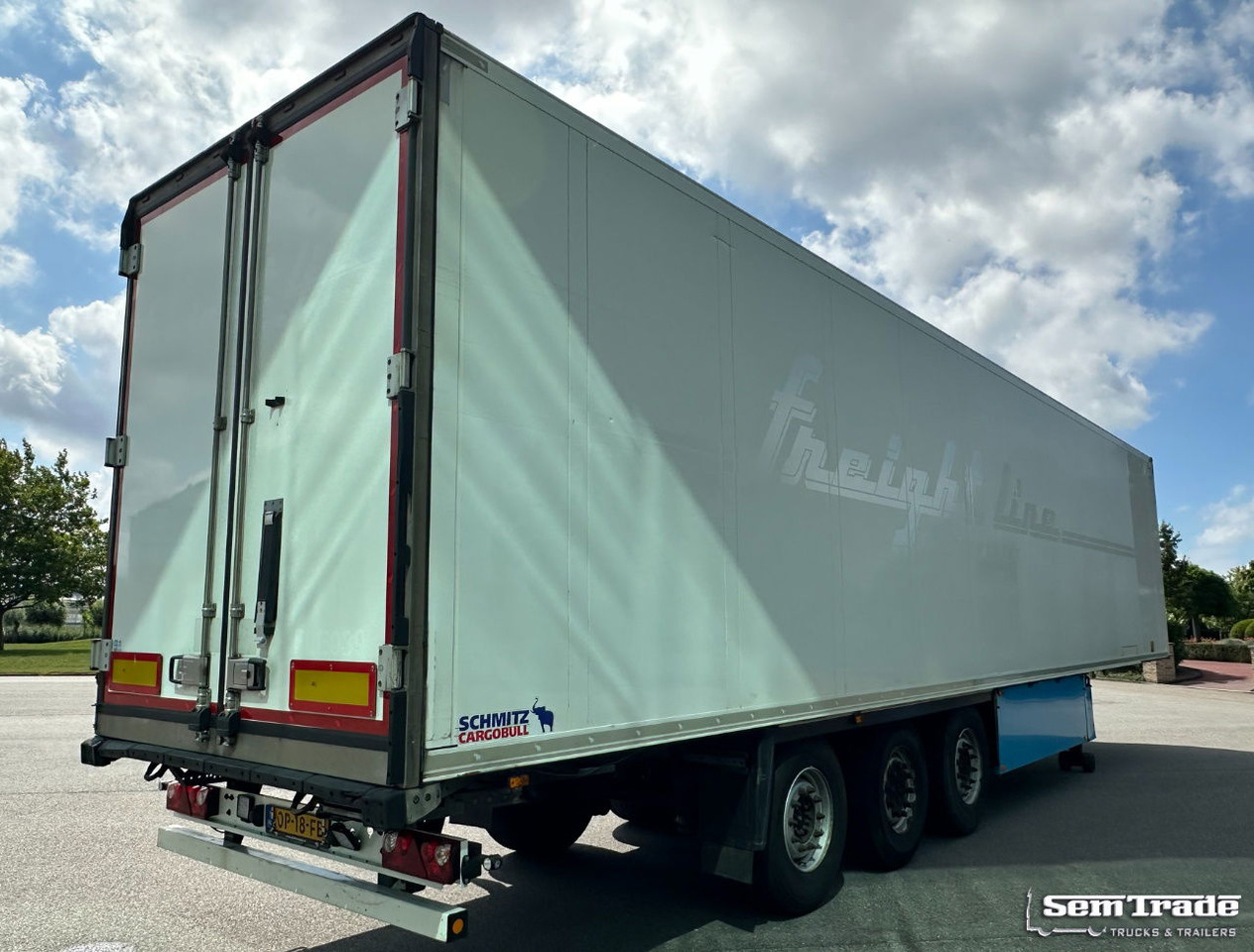 Schmitz Cargobull SCBS3B Thermo King SLXe 300 Lift Axle Holland-Trailer - Félpótkocsi hűtős: 4 kép. Schmitz Cargobull SCBS3B Thermo King SLXe 300 Lift Axle Holland-Trailer - Félpótkocsi hűtős: 4 kép.
