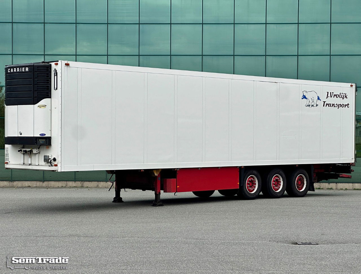 Schmitz Cargobull SKO 24 Carrier Maxima 1300 Flower Wide 2X Lift Axle - Félpótkocsi hűtős: 1 kép. Schmitz Cargobull SKO 24 Carrier Maxima 1300 Flower Wide 2X Lift Axle - Félpótkocsi hűtős: 1 kép.