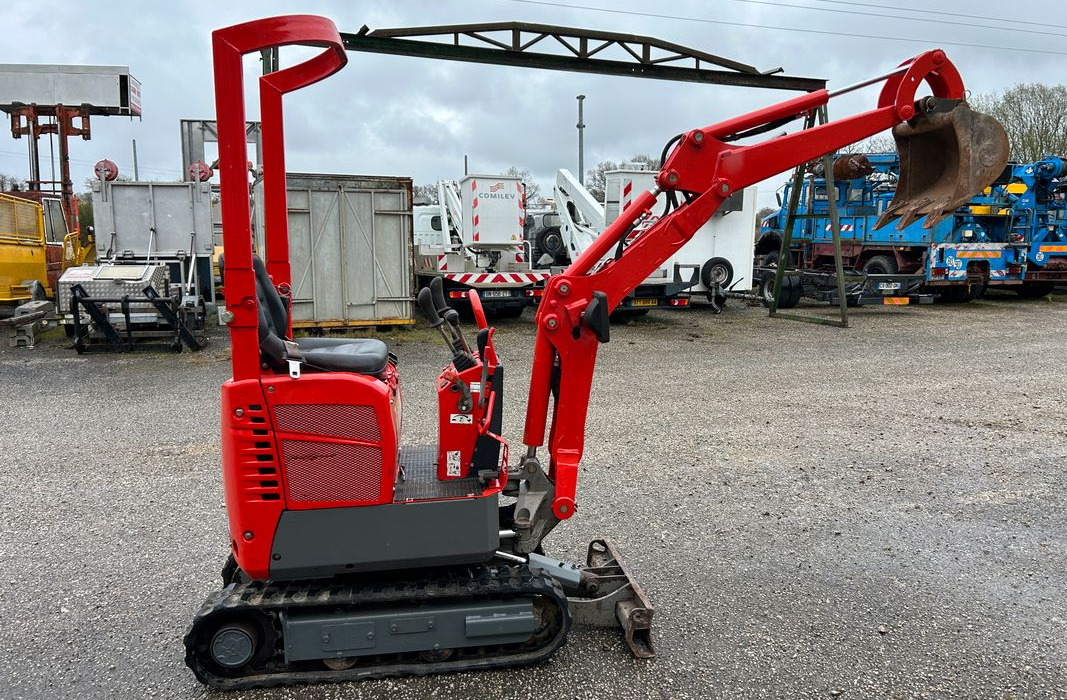 Mini Pelle BOBCAT 1138 KGS - Minikotró: 3 kép. Mini Pelle BOBCAT 1138 KGS - Minikotró: 3 kép.