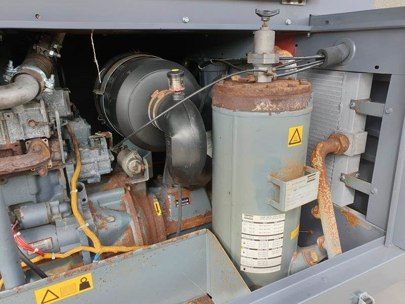 Atlas-Copco XAHS 186 DD - N - Légkompresszor: 5 kép. Atlas-Copco XAHS 186 DD - N - Légkompresszor: 5 kép.