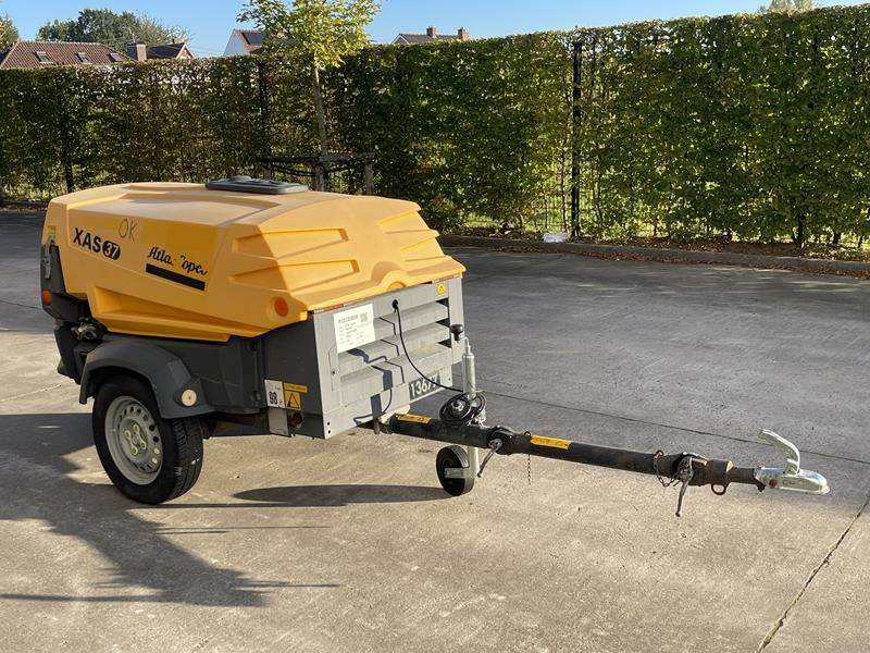 Atlas-Copco XAS 37 KD - Légkompresszor: 4 kép. Atlas-Copco XAS 37 KD - Légkompresszor: 4 kép.
