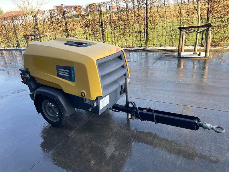 Atlas-Copco XAS 38 KD - Légkompresszor: 3 kép. Atlas-Copco XAS 38 KD - Légkompresszor: 3 kép.