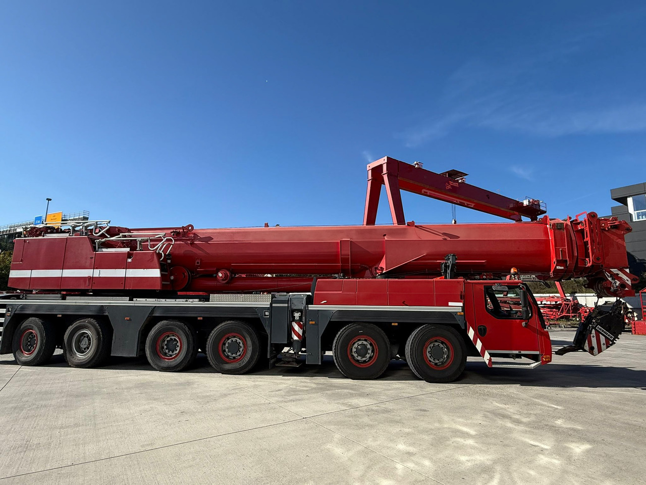 LIEBHERR LTM 1350-6.1 - Autódaru: 2 kép. LIEBHERR LTM 1350-6.1 - Autódaru: 2 kép.