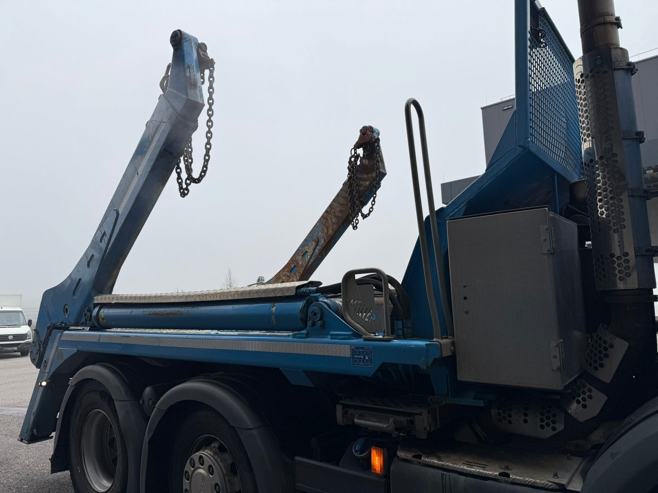 SCANIA P450 6x2 + AK16N TC - Konténerszállító: 5 kép. SCANIA P450 6x2 + AK16N TC - Konténerszállító: 5 kép.