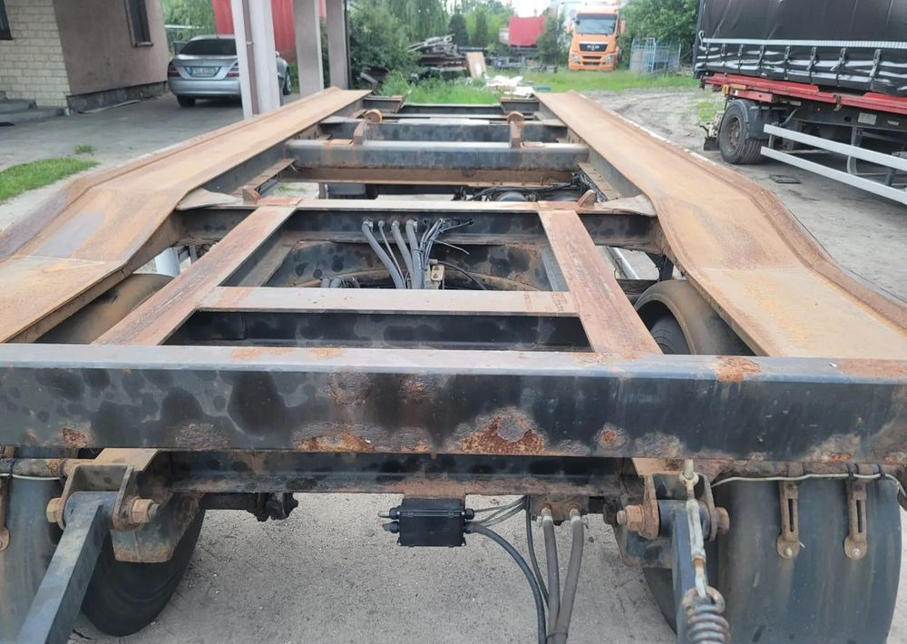 Huffermann Przyczepa do hakowca Huffermann - Multiliftes/ Konténerszállító pótkocsi: 3 kép. Huffermann Przyczepa do hakowca Huffermann - Multiliftes/ Konténerszállító pótkocsi: 3 kép.