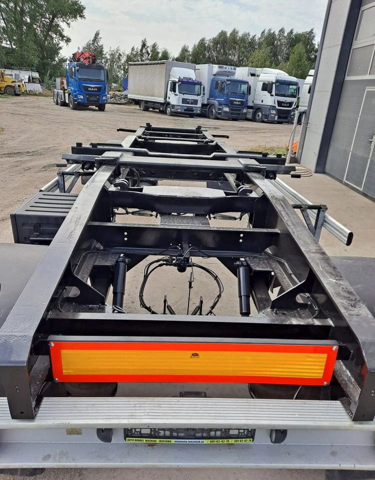 Huffermann Przyczepa do hakowca Huffermann-Moeslein - Multiliftes/ Konténerszállító pótkocsi: 4 kép. Huffermann Przyczepa do hakowca Huffermann-Moeslein - Multiliftes/ Konténerszállító pótkocsi: 4 kép.