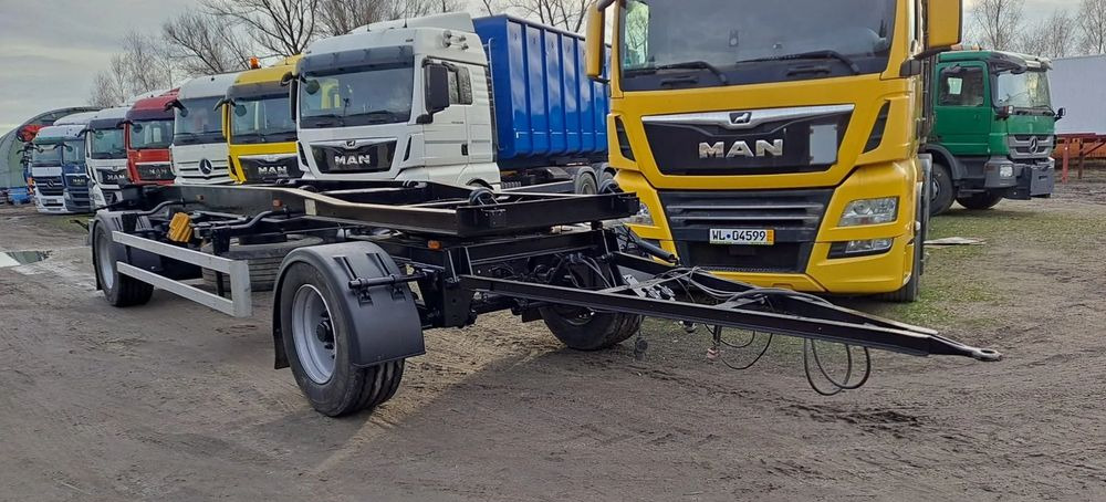 Huffermann Przyczepa na wózku HAR 1870 do hakowca - Multiliftes/ Konténerszállító pótkocsi: 2 kép. Huffermann Przyczepa na wózku HAR 1870 do hakowca - Multiliftes/ Konténerszállító pótkocsi: 2 kép.