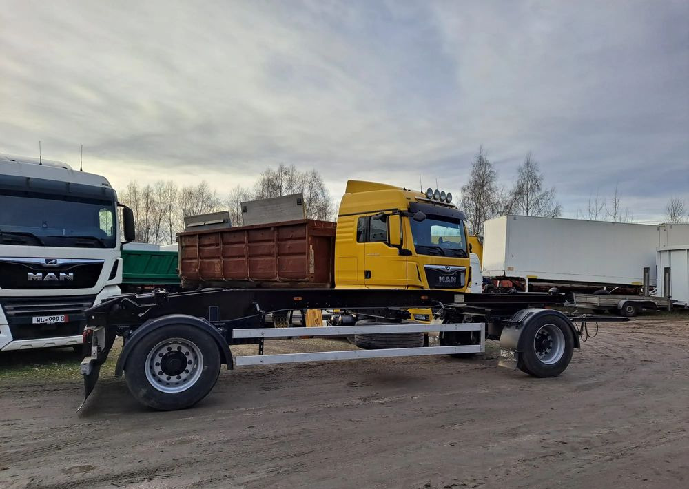 Huffermann Przyczepa na wózku HAR 1870 do hakowca - Multiliftes/ Konténerszállító pótkocsi: 4 kép. Huffermann Przyczepa na wózku HAR 1870 do hakowca - Multiliftes/ Konténerszállító pótkocsi: 4 kép.