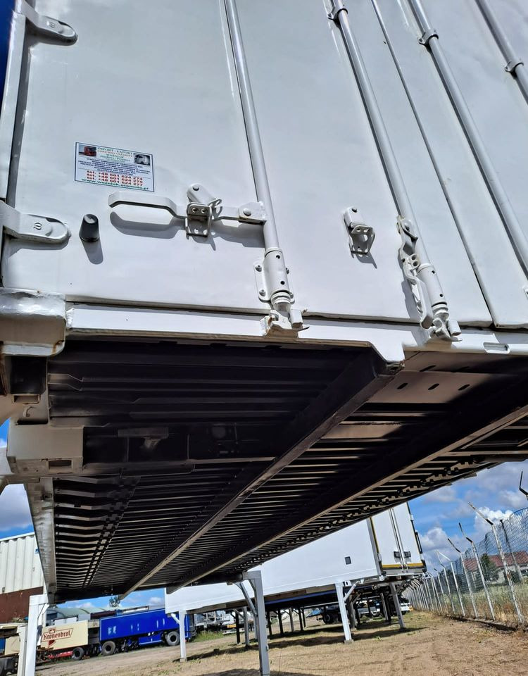 Inny KONTENER płaski 7,45 - Doboz felépitmény: 4 kép. Inny KONTENER płaski 7,45 - Doboz felépitmény: 4 kép.