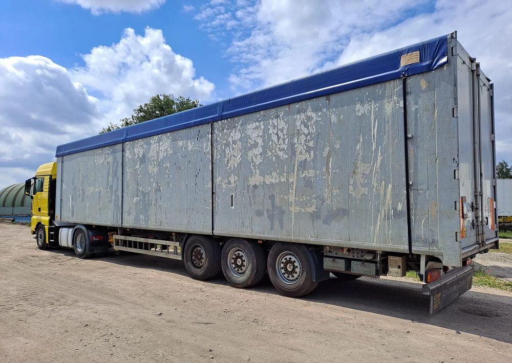 Kraker Naczepa ruchoma podłoga KRAKER CF300 - Félpótkocsi öönkihordós: 3 kép. Kraker Naczepa ruchoma podłoga KRAKER CF300 - Félpótkocsi öönkihordós: 3 kép.