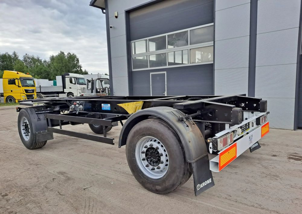 Krone BDF do mleka przyczepa do przewozu mleka - Multiliftes/ Konténerszállító pótkocsi: 3 kép. Krone BDF do mleka przyczepa do przewozu mleka - Multiliftes/ Konténerszállító pótkocsi: 3 kép.