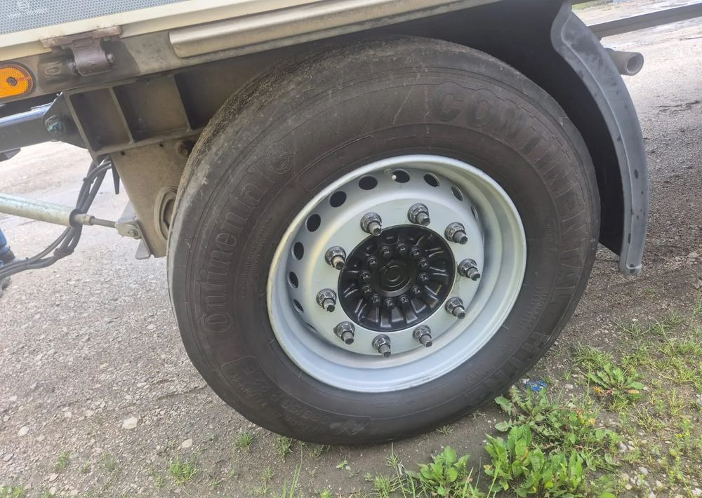 Krone Przyczepa Budowlanka Krone przystosowana do widlaka - Platós pótkocsi: 5 kép. Krone Przyczepa Budowlanka Krone przystosowana do widlaka - Platós pótkocsi: 5 kép.