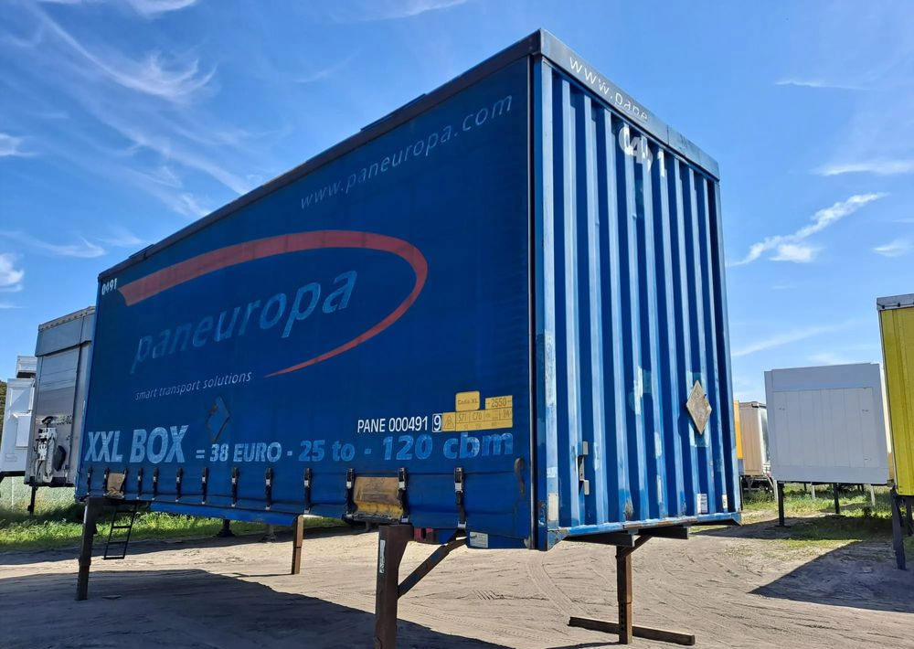 Krone Zabudowa Jumbo Firana BDF 7.70 m - Ponyvás felépítmény: 4 kép. Krone Zabudowa Jumbo Firana BDF 7.70 m - Ponyvás felépítmény: 4 kép.