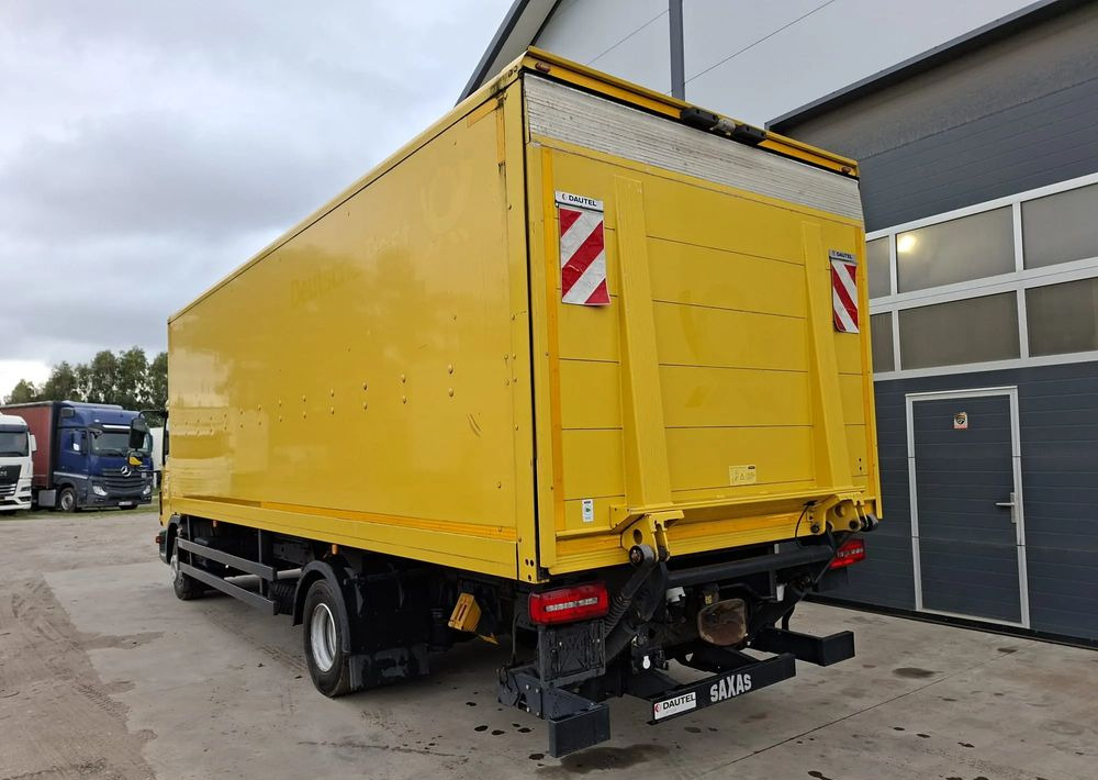 MAN TGL 12.250 Kontener - Dobozos felépítményű teherautó: 2 kép. MAN TGL 12.250 Kontener - Dobozos felépítményű teherautó: 2 kép.