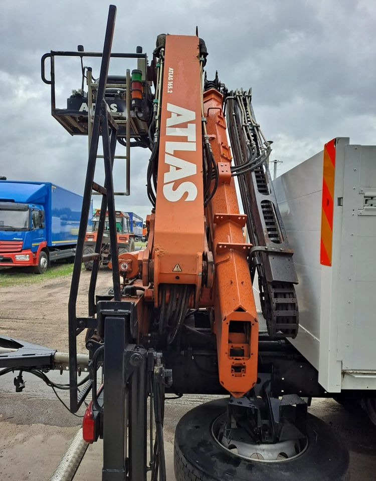 MAN TGS 26.400 Budowlanka Euro 6 - Platós teherautó, Darus autó: 4 kép. MAN TGS 26.400 Budowlanka Euro 6 - Platós teherautó, Darus autó: 4 kép.