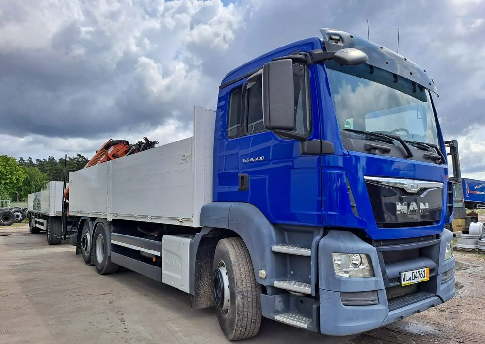 MAN TGS 26.400 Budowlanka Euro 6 - Darus autó, Platós teherautó: 2 kép. MAN TGS 26.400 Budowlanka Euro 6 - Darus autó, Platós teherautó: 2 kép.
