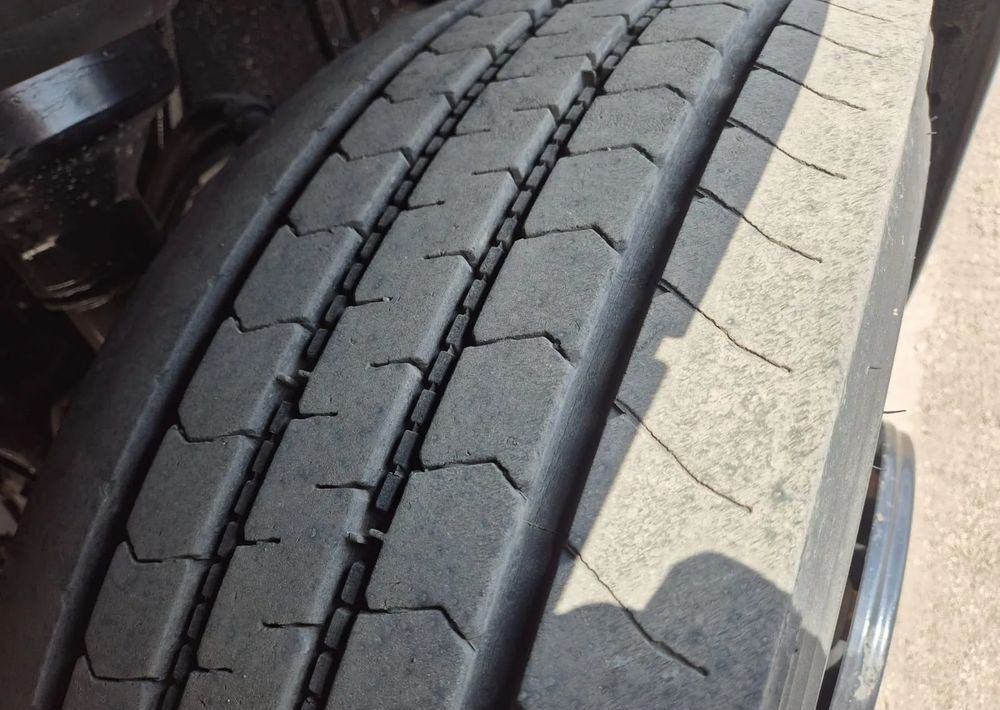 MAN TGS 26.400 Euro 5 Hakówka Agregat Thermo King MD300 - Hűtős teherautó: 4 kép. MAN TGS 26.400 Euro 5 Hakówka Agregat Thermo King MD300 - Hűtős teherautó: 4 kép.