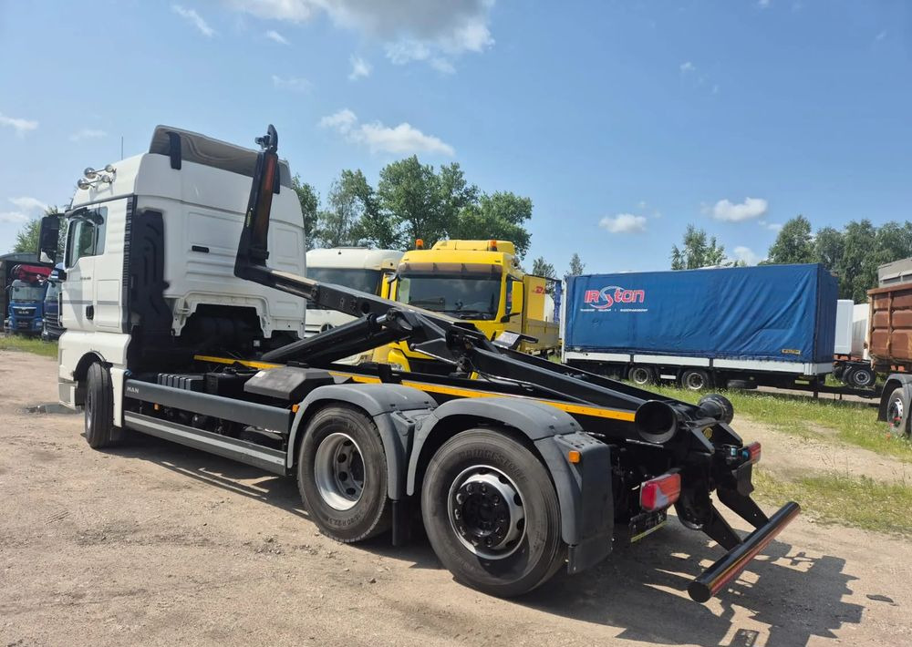 MAN TGX 26-460 Hakowiec oś skrętna - Horgos rakodó teherautó: 1 kép. MAN TGX 26-460 Hakowiec oś skrętna - Horgos rakodó teherautó: 1 kép.