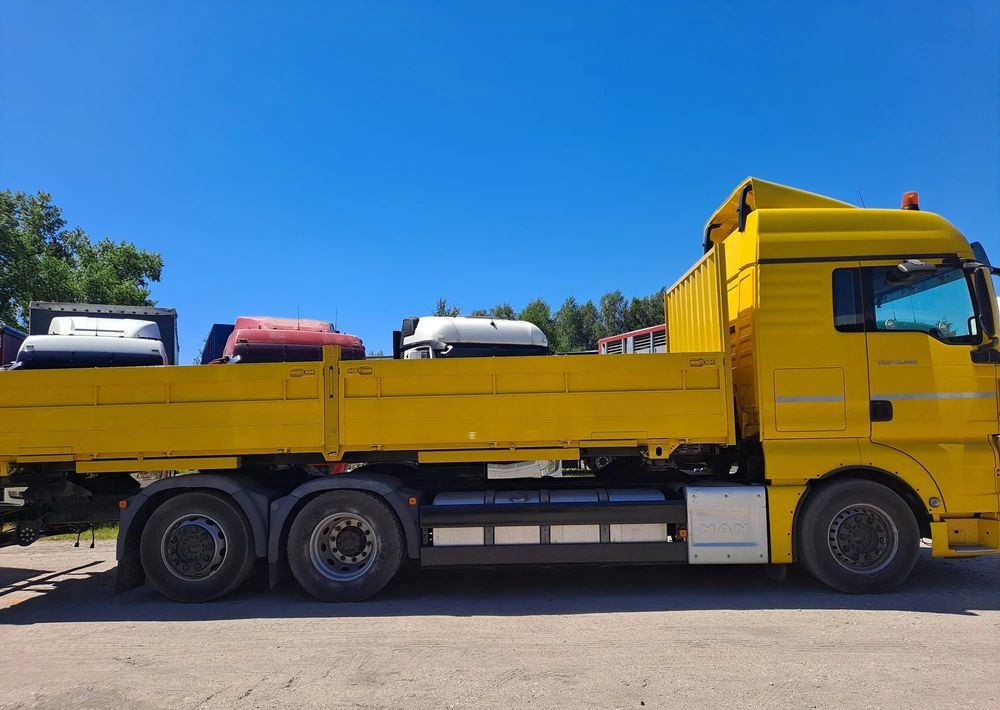 Alvaz teherautó MAN TGX 26.480 6X2 3 osie: 6 kép. Alvaz teherautó MAN TGX 26.480 6X2 3 osie: 6 kép.