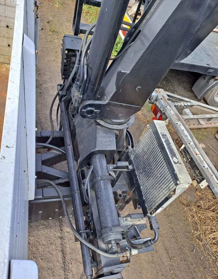 Mercedes-Benz Urządzenie dźwigowe HIAB XS122 - Billenőplatós teherautó: 4 kép. Mercedes-Benz Urządzenie dźwigowe HIAB XS122 - Billenőplatós teherautó: 4 kép.