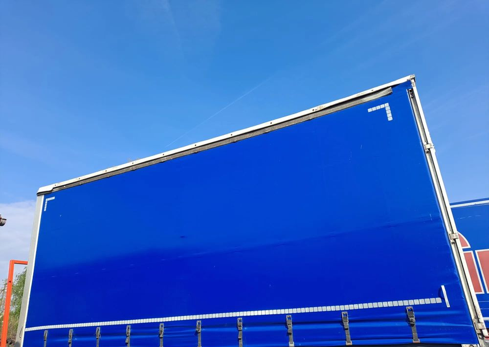 Samro Zabudowa Firana Jumbo 7,5 Krone/Wecon 18 palet - Ponyvás felépítmény: 3 kép. Samro Zabudowa Firana Jumbo 7,5 Krone/Wecon 18 palet - Ponyvás felépítmény: 3 kép.