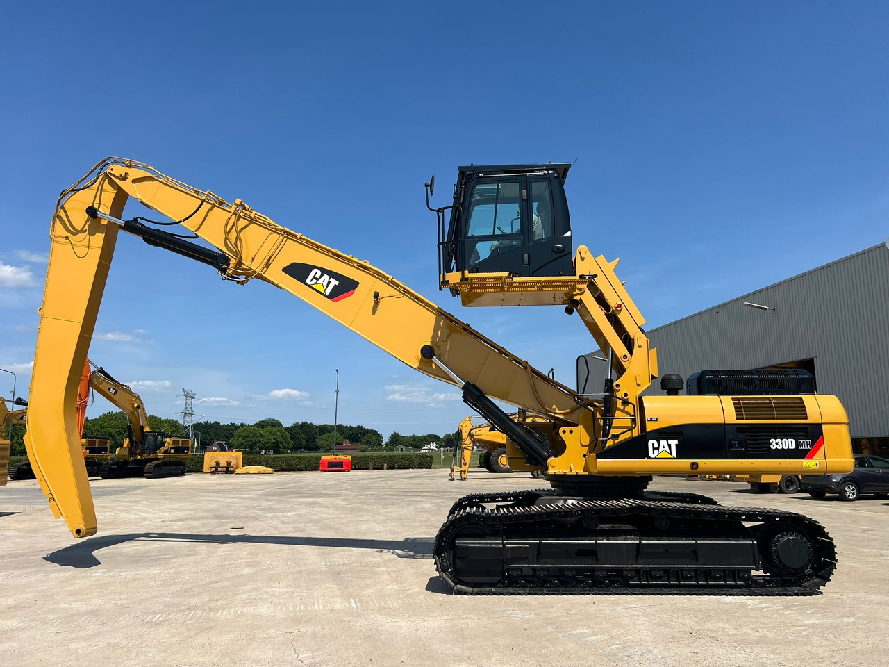 CATERPILLAR 330D MH - Hulladék kotró: 5 kép. CATERPILLAR 330D MH - Hulladék kotró: 5 kép.