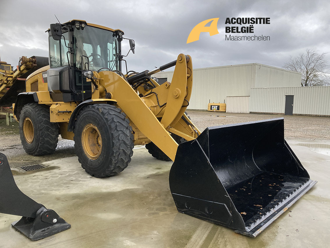 CATERPILLAR 930M High Lift - Gumikerekes homlokrakodó: 3 kép. CATERPILLAR 930M High Lift - Gumikerekes homlokrakodó: 3 kép.