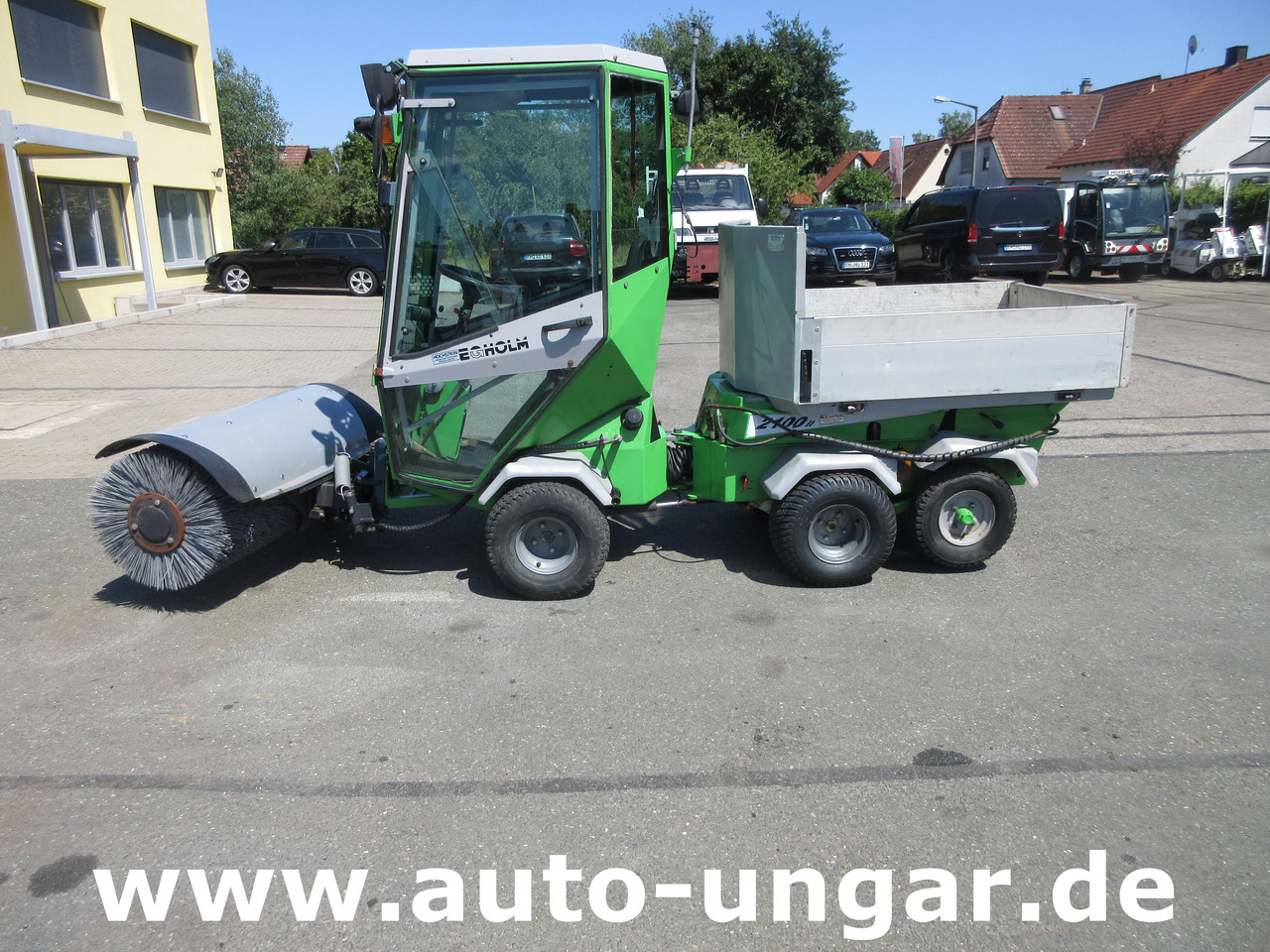 Egholm Nilfisk 2100 Powerflex 4x4 Kipper AHK Hydraulik Bürste Winterdienst - Kommunális traktor: 3 kép. Egholm Nilfisk 2100 Powerflex 4x4 Kipper AHK Hydraulik Bürste Winterdienst - Kommunális traktor: 3 kép.
