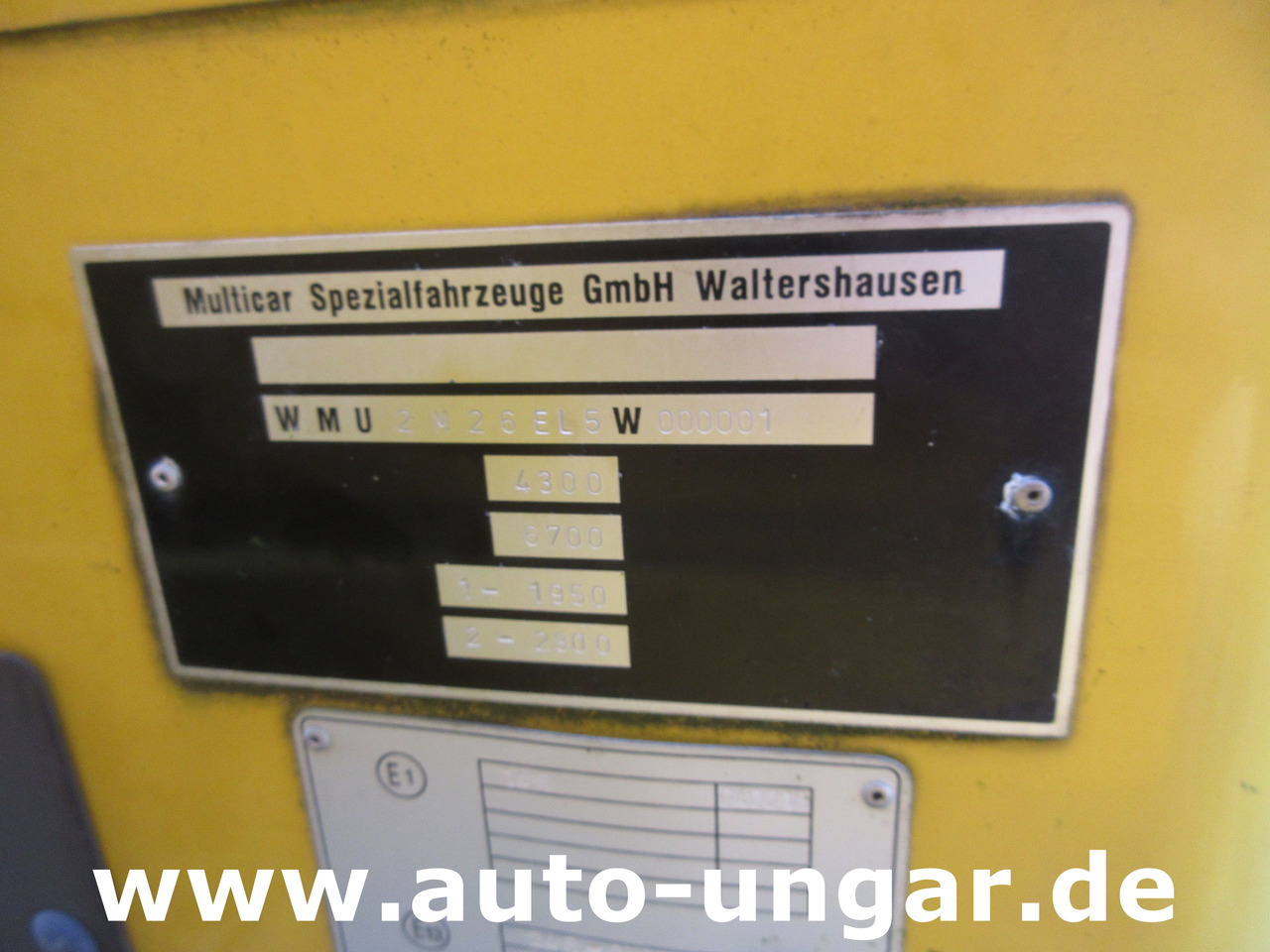 Földi áramforrás MULTICAR M26 Lechmotoren GPU Ground Power Unit - used GSE - 28V DC & 115V 400Hz: 20 kép. Földi áramforrás MULTICAR M26 Lechmotoren GPU Ground Power Unit - used GSE - 28V DC & 115V 400Hz: 20 kép.