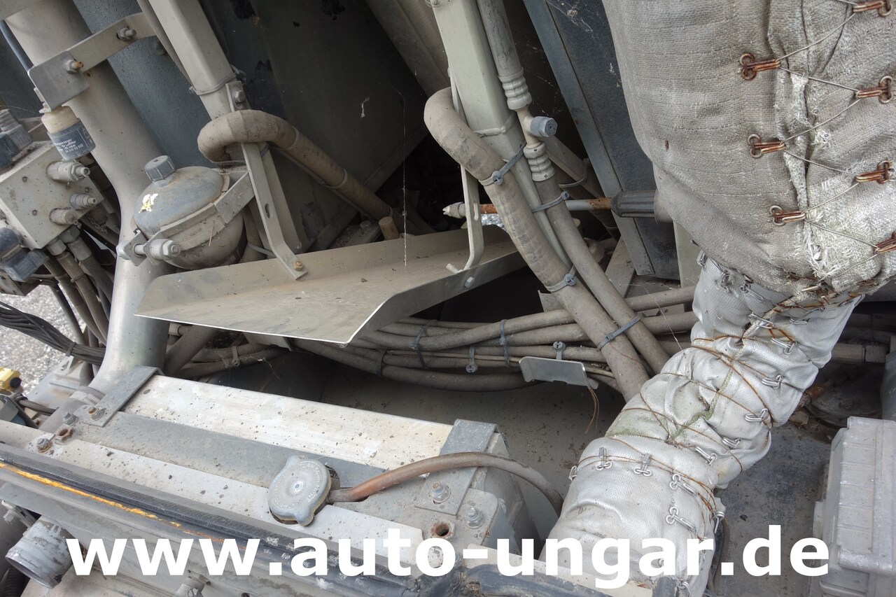 Utcaseprő gép Ravo C540 / 530 Kehrmaschine - Kärcher - Heckabsaugung - Motorschaden: 11 kép.