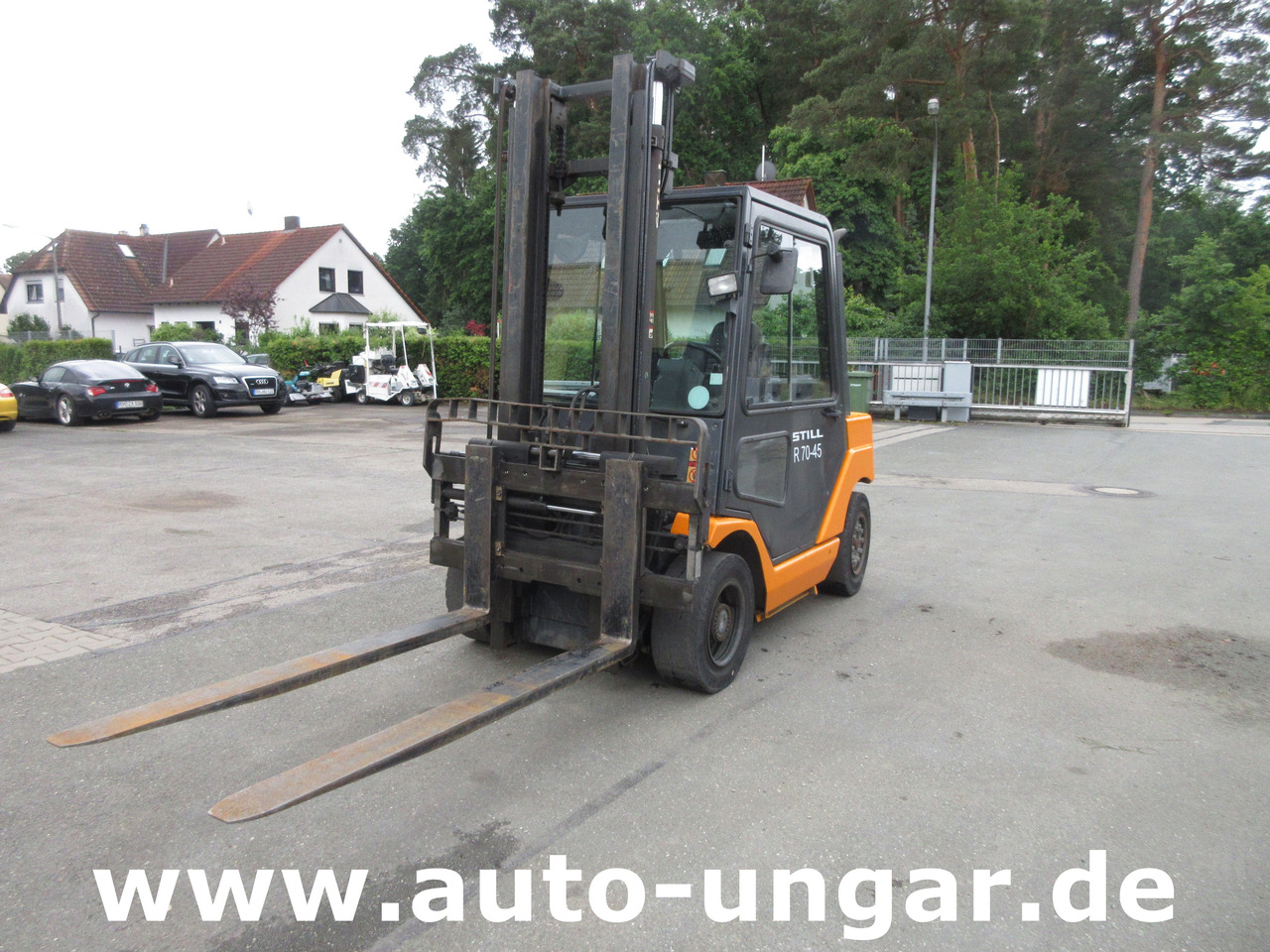 Still R70-45 Diesel Gabelstapler 4.500kg Hub Zinkenverstellung Seitenschieber - Dízel targonca: 2 kép. Still R70-45 Diesel Gabelstapler 4.500kg Hub Zinkenverstellung Seitenschieber - Dízel targonca: 2 kép.