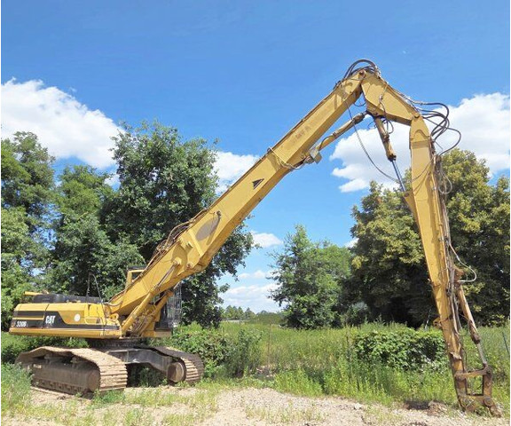 Caterpillar 330BL 21m - Bontó kotrógép: 1 kép. Caterpillar 330BL 21m - Bontó kotrógép: 1 kép.
