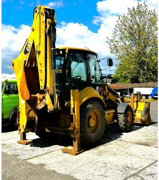 Caterpillar 432 E - Kotrórakodó: 2 kép. Caterpillar 432 E - Kotrórakodó: 2 kép.