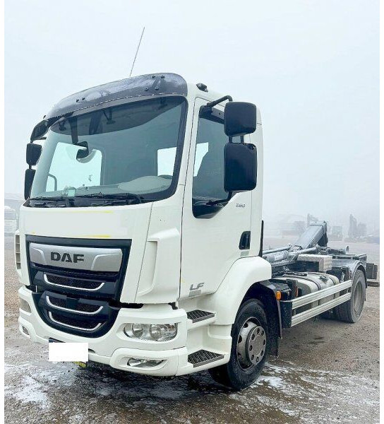 DAF LF260 FA +2024! (CZ)CTS - Horgos rakodó teherautó: 5 kép. DAF LF260 FA +2024! (CZ)CTS - Horgos rakodó teherautó: 5 kép.