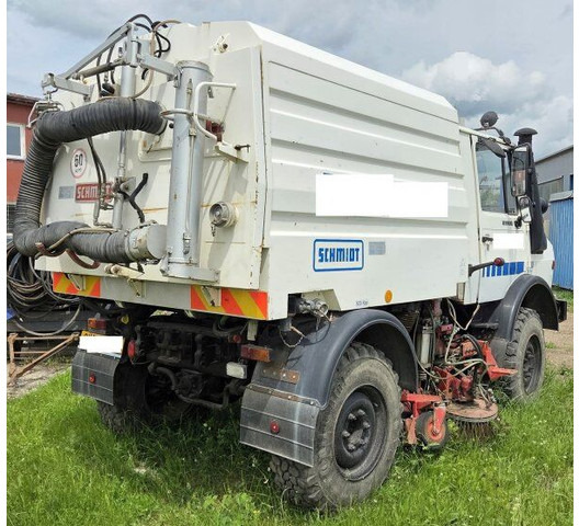 Mercedes-Benz Unimog 1400 +Schmidt SK320 - Építőipari gépek: 3 kép. Mercedes-Benz Unimog 1400 +Schmidt SK320 - Építőipari gépek: 3 kép.